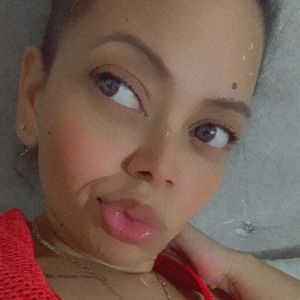 Meet your Posher, Tanairi